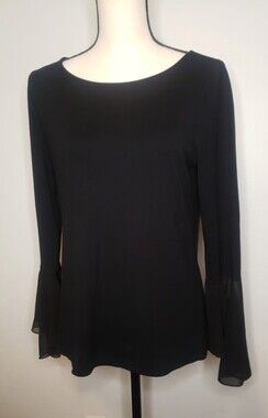 ZOZO sz M black knit top with bell sleev